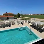 Vila Softic Azra