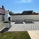 Vila Softic Azra